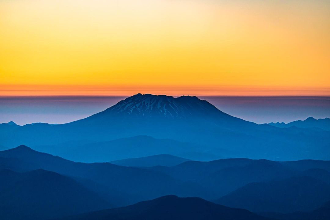 Mt St Helens airplane rides