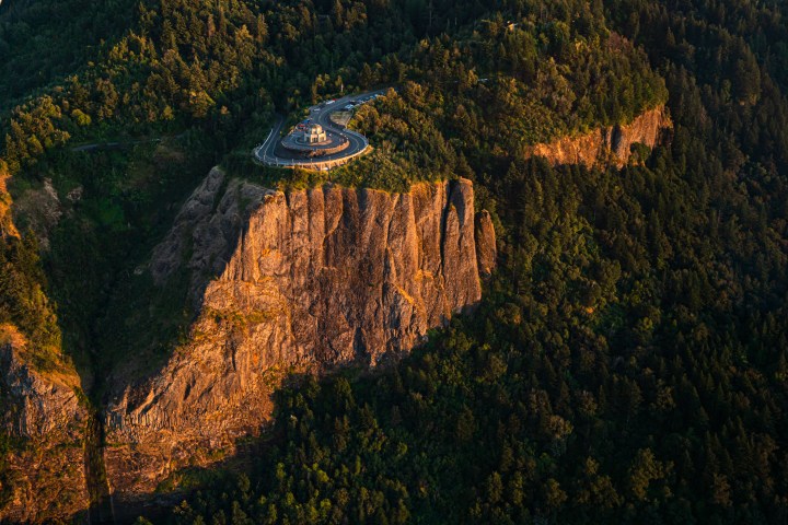 Multnomah Falls air tours